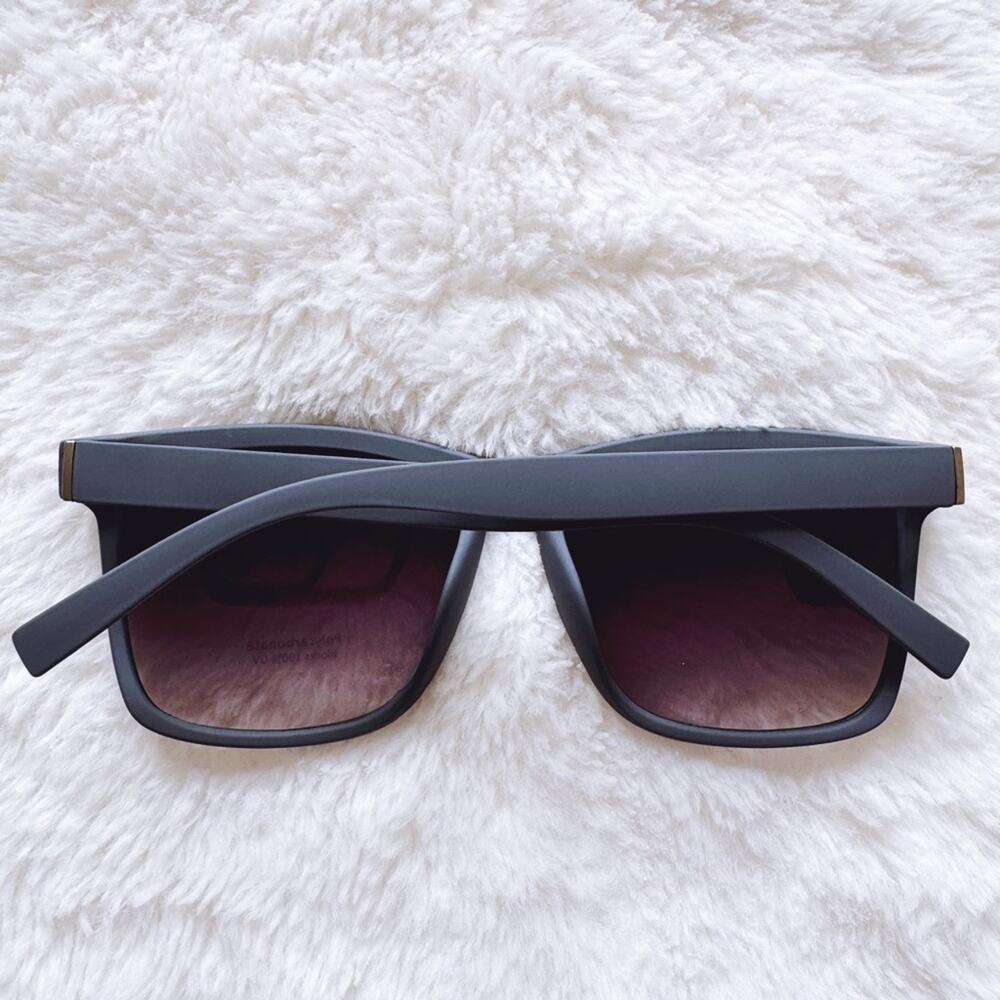 Otto Charcoal Angular Frame Sunglasses NWT - image 11